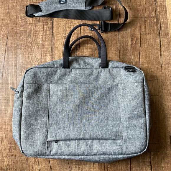 Herschel Sandford Messenger Bag in Raven crosshatch, New without tags - Picture 12 of 14